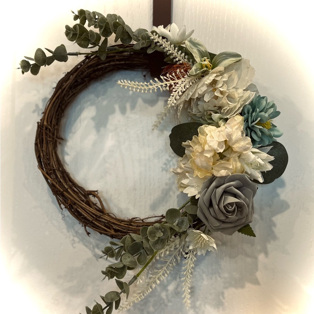 10” Wreath - Picture 2 of 2